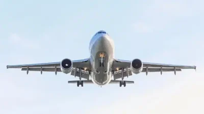 Afgan Çocuk Gizlice Uçakların Arka Tekerlek Bölmesine Saklandı ve Uluslararası Yolculuk Yaptı