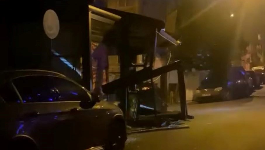 İstanbul Beyoğlu'nda bir şoför,