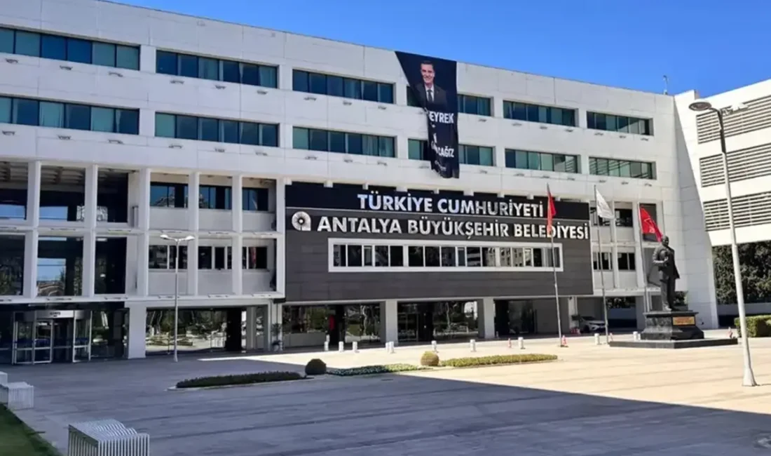 Antalya yolsuzluk soruşturmasında gözaltılar
