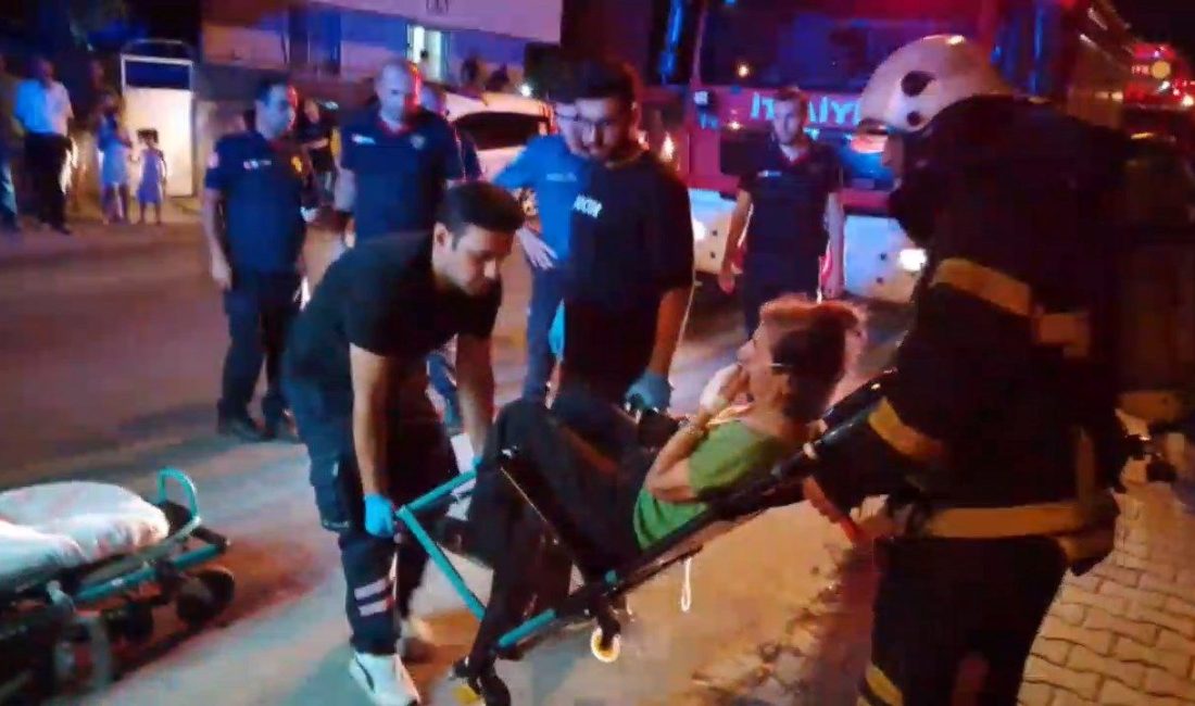 Kocaeli'de 4 katlı apartmanda yangın