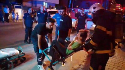 Apartmanda yangın paniği: Dumandan etkilenen kişi hastaneye kaldırıldı