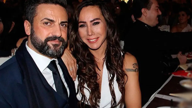 Sahne Dekoltesi ve Performans Fırtınası