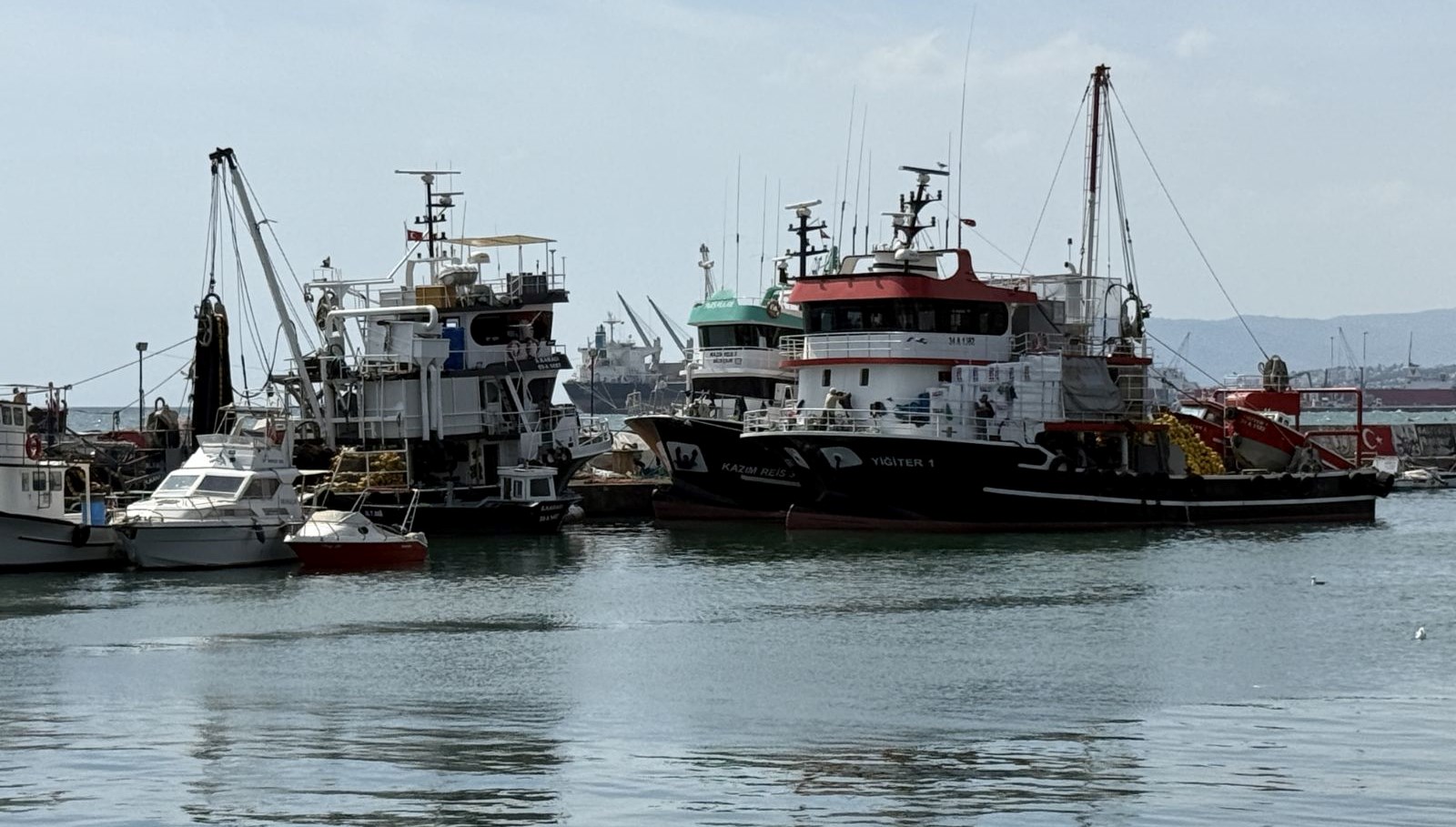 Av yasağı bitti lakin balıkçılar yeniden denize açılamadı