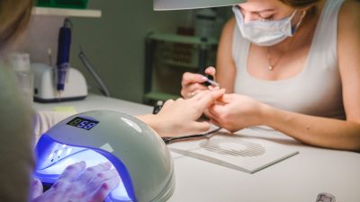 Avrupa Birliği’nden jel tırnak yasağı