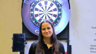 Ayşegül Karagöz, Dünya Genç Kızlar Dart Şampiyonu Oldu