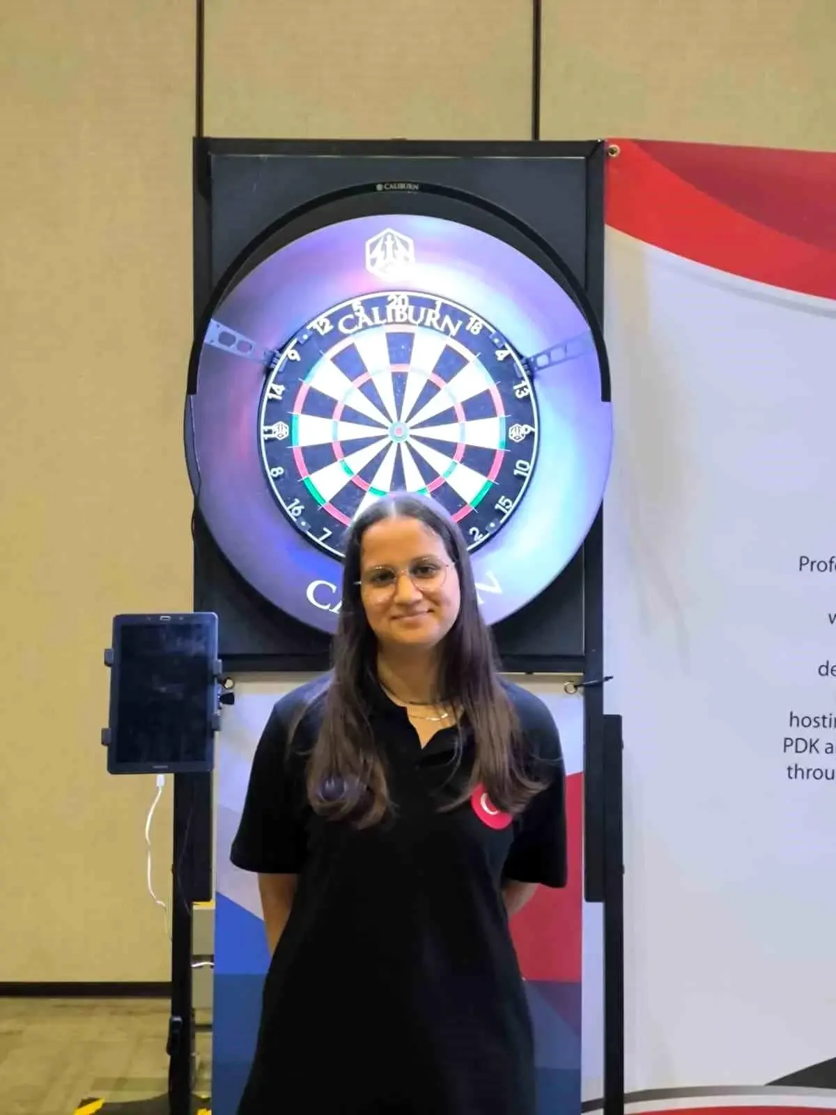 Ayşegül Karagöz, Dünya Genç Kızlar Dart Şampiyonu Oldu
