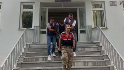 Bahçelerden 1,5 ton fındık çaldı, tutuklandı