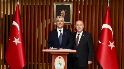 Bakan Bolat, Denizli’de ziyaretlerde bulundu