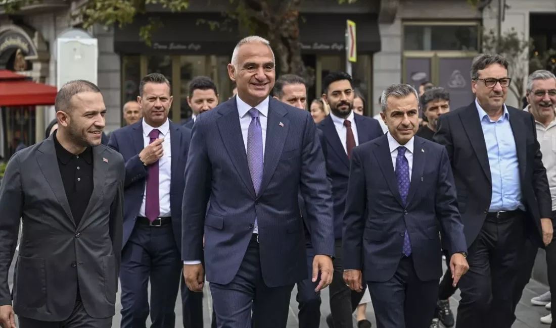 Bakan Ersoy, Beyoğlu'nda esnaf