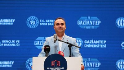 Bakan Kacır: Ay’a uzay aracı göndereceğiz