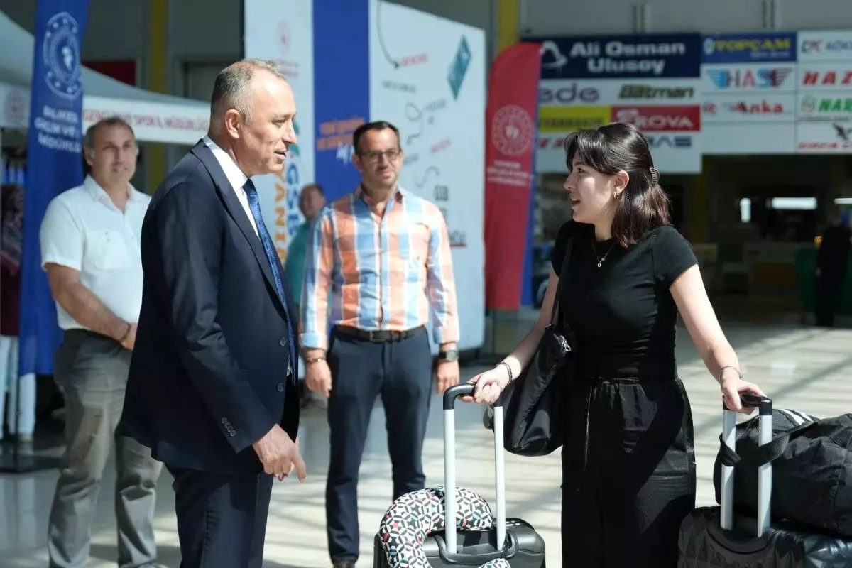 Balıkesir’de Öğrenci Karşılama ve Şehir Tanıtım Günleri Başladı