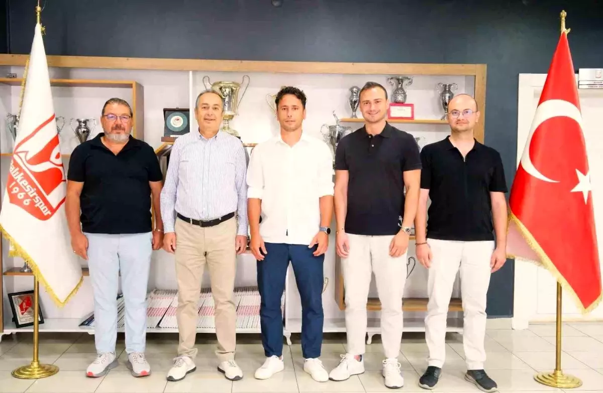 Balıkesirspor’da Yönetim Krizi ve Gelecek Planları