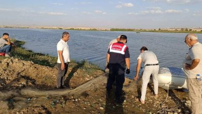 Batman Çayı’ndan 250 metre hayalet ağ çıkarıldı