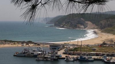 Bu ilçede yaşayanlar dikkat! 3 gün denize girmek yasaklandı