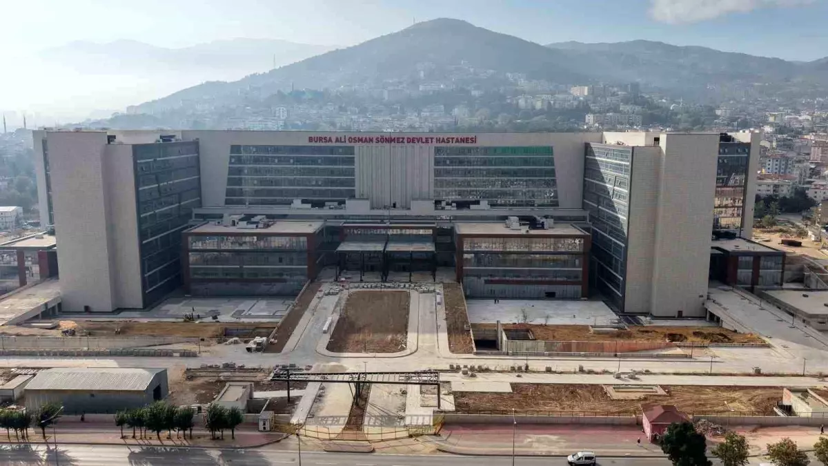 Bursa’nın En Büyük Hastanesi Hızla Yaklaşıyor: Açılış Tarihi Gün Sayıyor