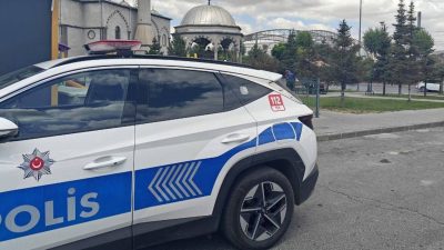 Cami tuvaletinde bıçaklı hengame