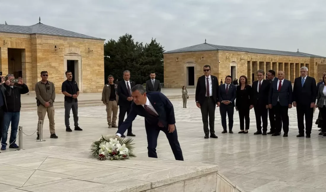 CHP Başkanı Özgür Özel