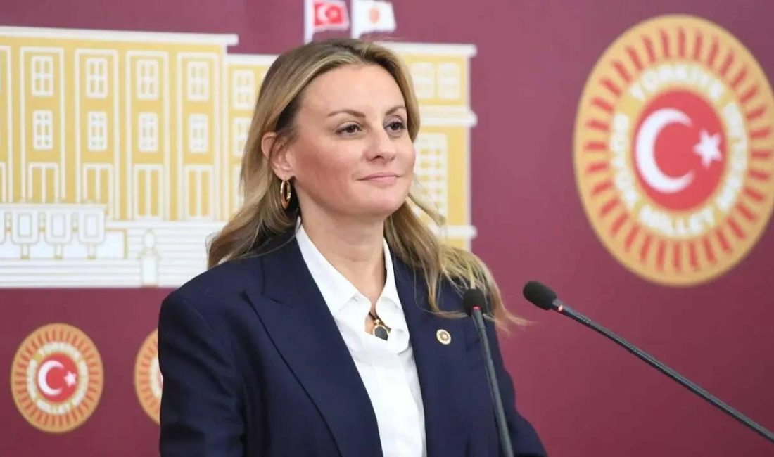 Çin'den gelen ayakkabılar ve