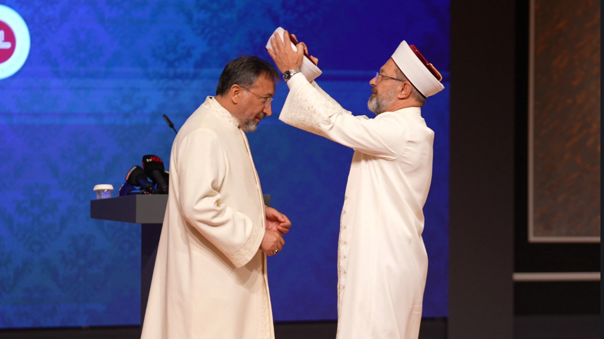 Diyanet İşleri Başkanlığı’nda evre teslim merasimi