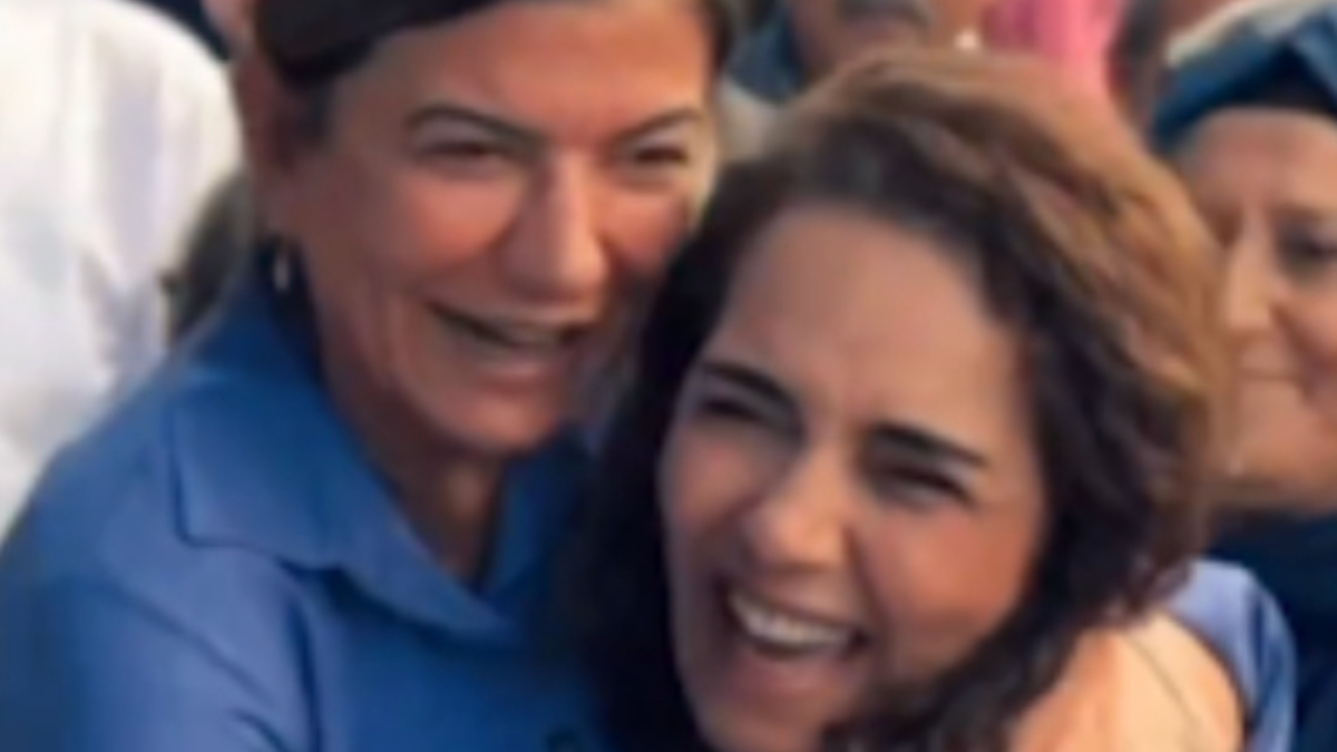 Diyarbakır’da AK Partili vekil ile DEM Partili vekil kucaklaştı