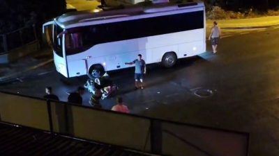 Elektrikli bisiklet, otobüs ile çarpıştı: Şoför yaralandı