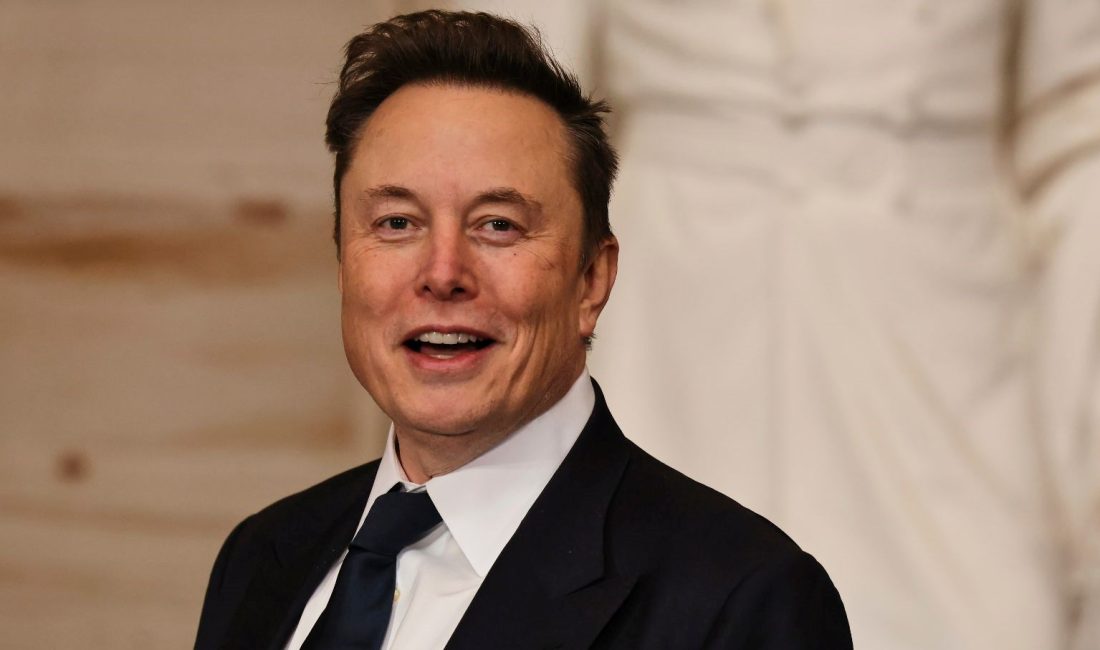 Milyarder iş insanı Elon