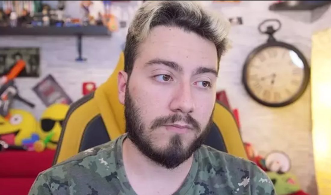 YouTuber Enes Batur, dikkat