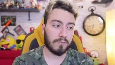 Enes Batur’dan herkesi şaşırtan hareket! 6 yıllık emeği sildi