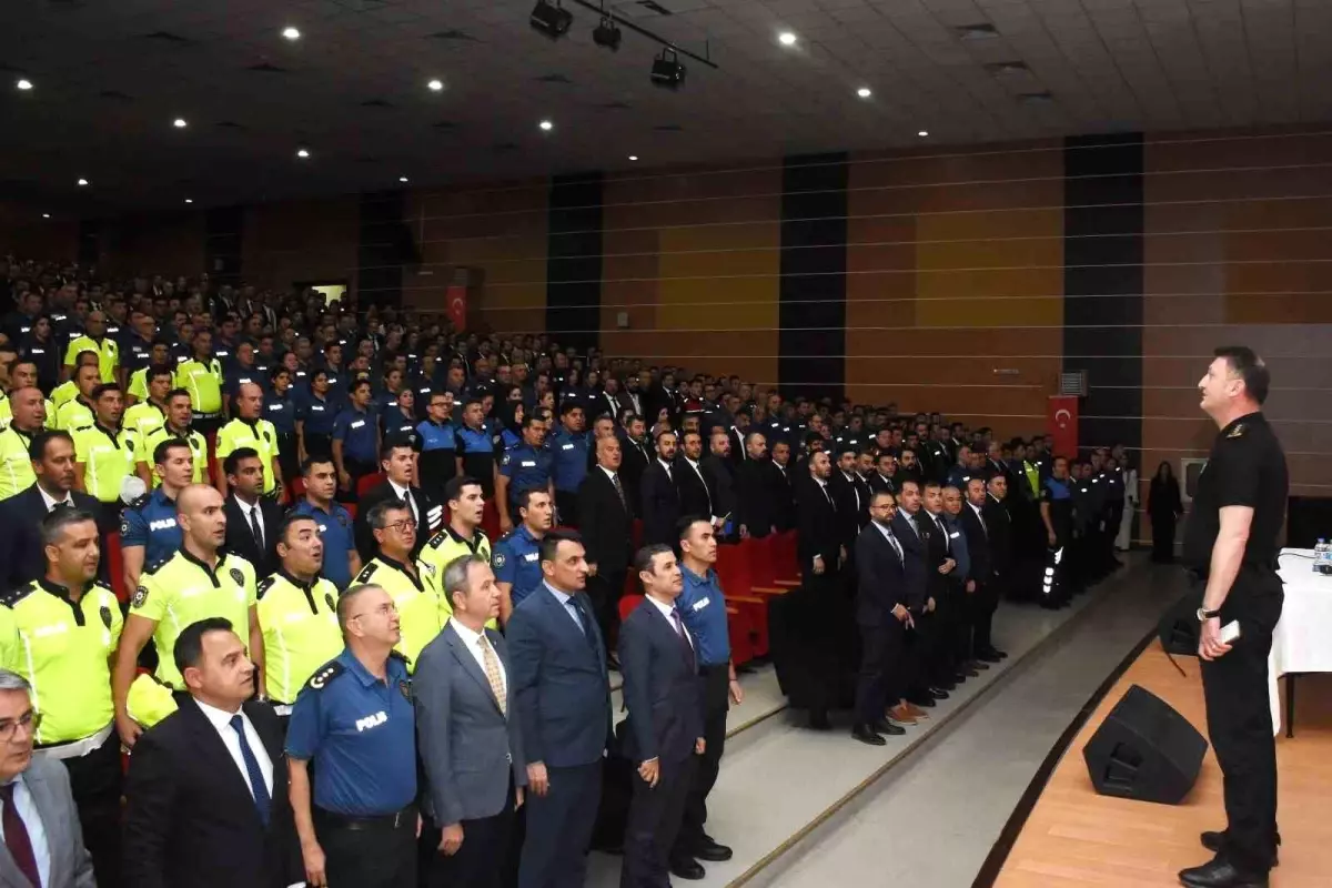 Erzincan Emniyetinden Güvenlik ve Performans Değerlendirme Toplantısı