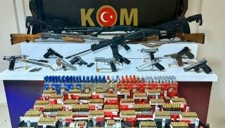 Erzincan polisinin düzenlediği silah