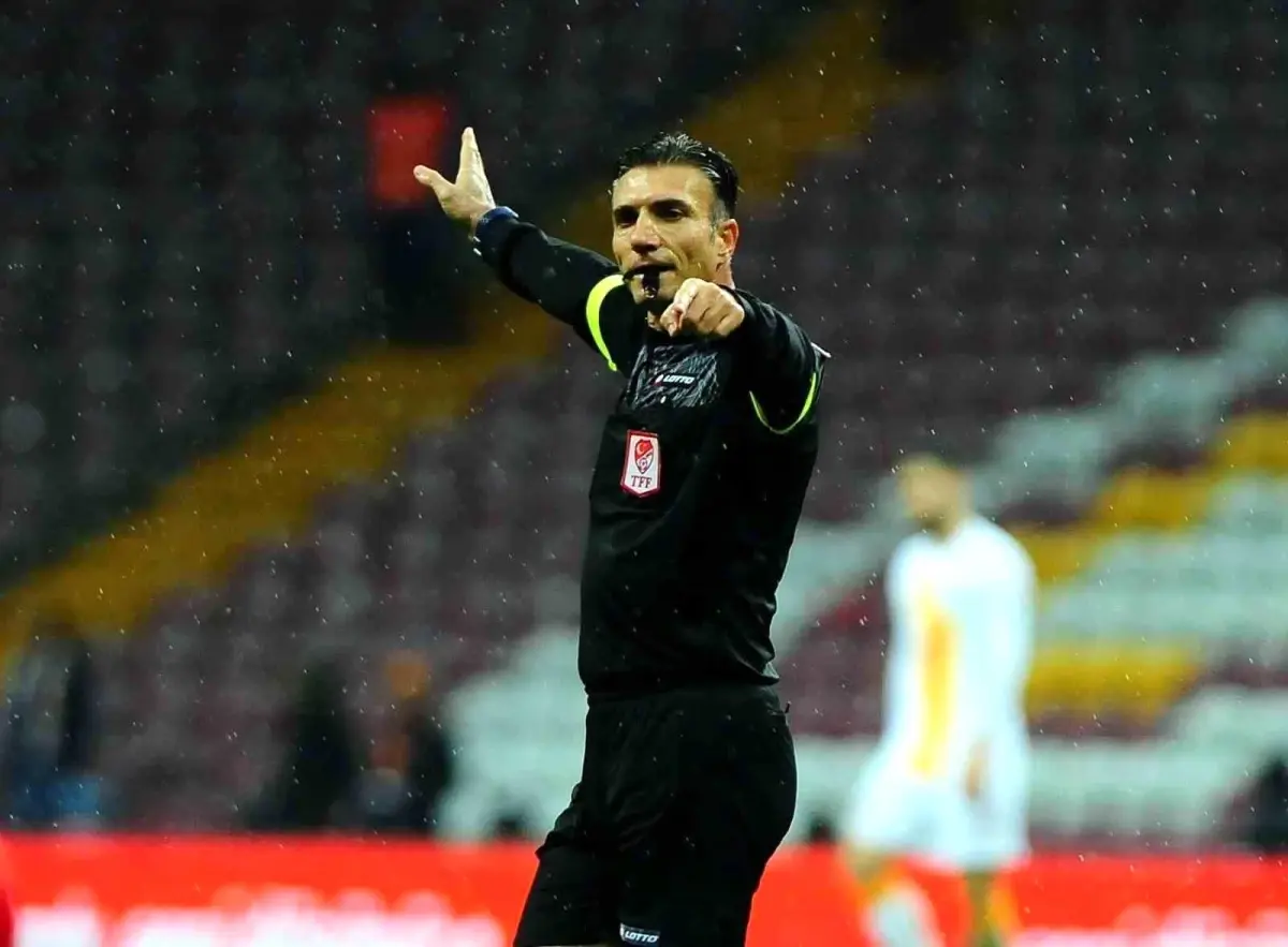 Fenerbahçe- Antalyaspor Maçında VAR Ataması ve Hakem Kadrosu Detayları