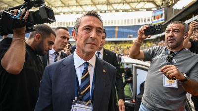 Fenerbahçe’de Ali Koç ve idaresi ibra edildi