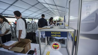 Fenerbahçe’de seçimli fevkalâde genel heyetinde oy verme süreci başladı