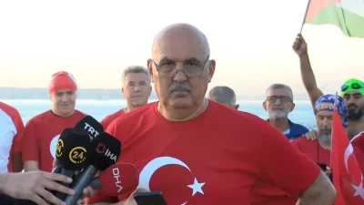 Filistin Dayanışması İçin Açık Su Yüzücüleri Sarayburnu’ndan Yassıada’ya Kulak Verdi