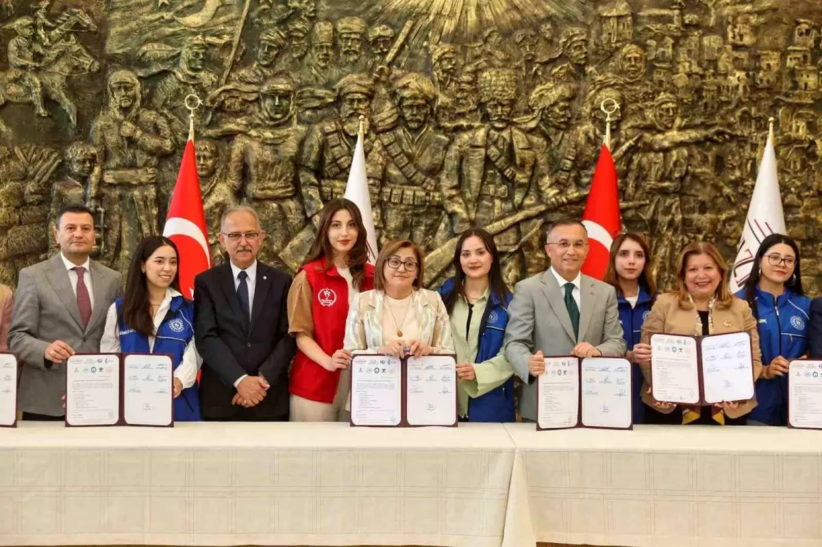 Gaziantep’te gençlerin gelişimi için önemli protokol imzalandı