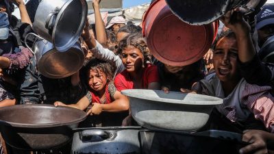 Gazze’de ilaç da bulunamıyor