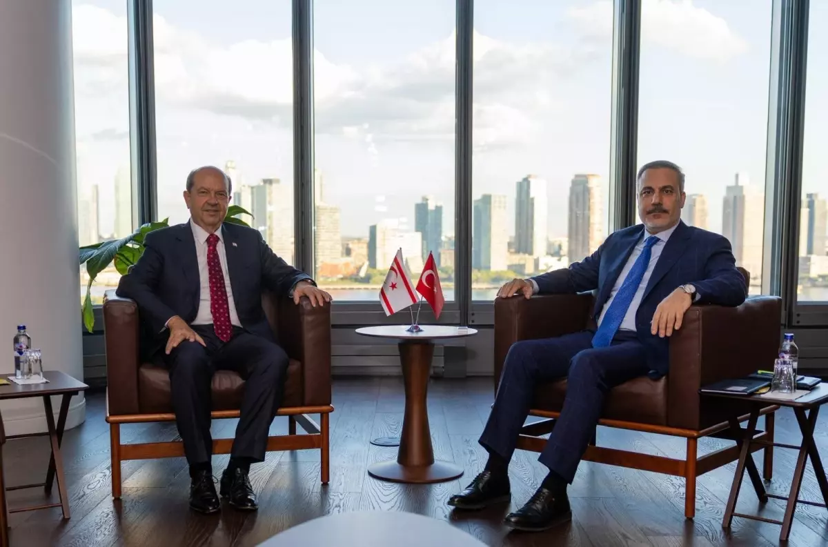 Hakan Fidan’dan BM Genel Kurulu’nda KKTC Cumhurbaşkanı Ersin Tatar ile Buluşma