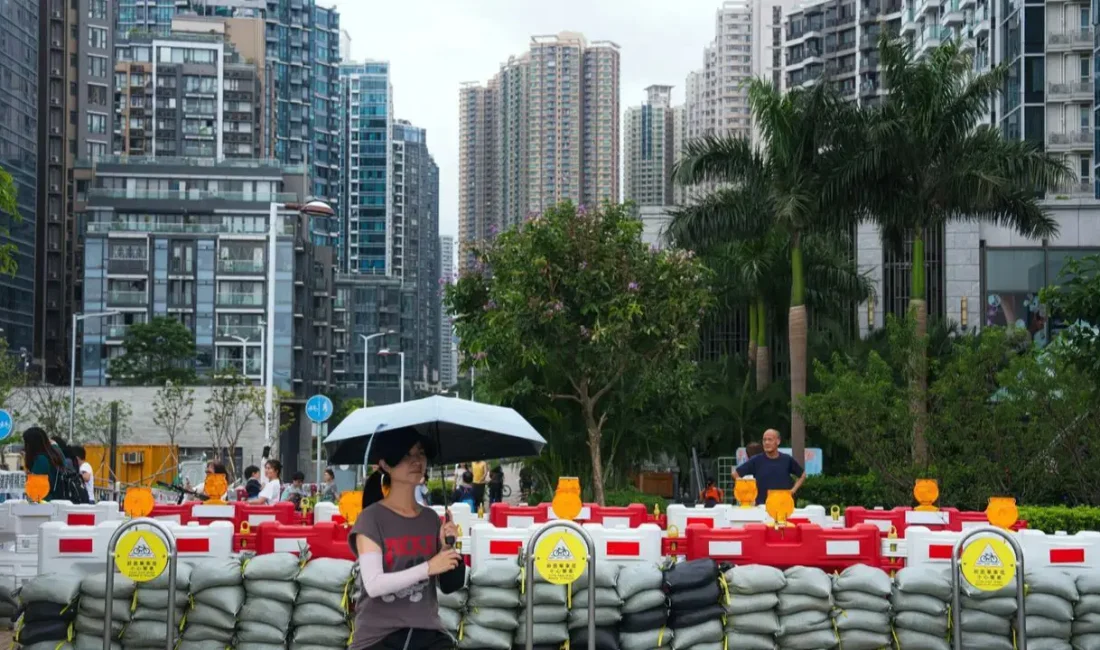 Hong Kong'da Süper Tayfun