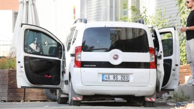 İki kardeş araçlarında kurşun yağmuruna tutularak öldürüldü