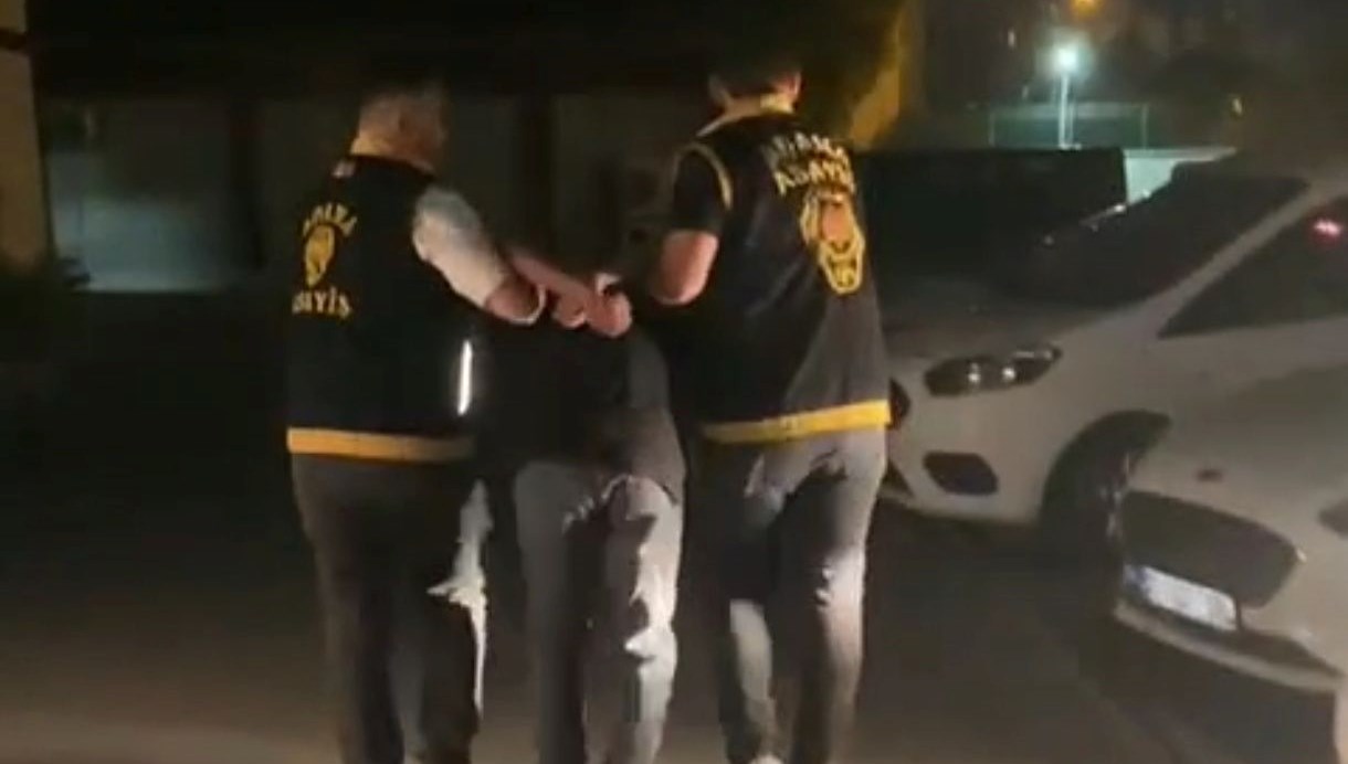 İş başvurusu olumsuz cevap alınca restoranda dehşet saçtı