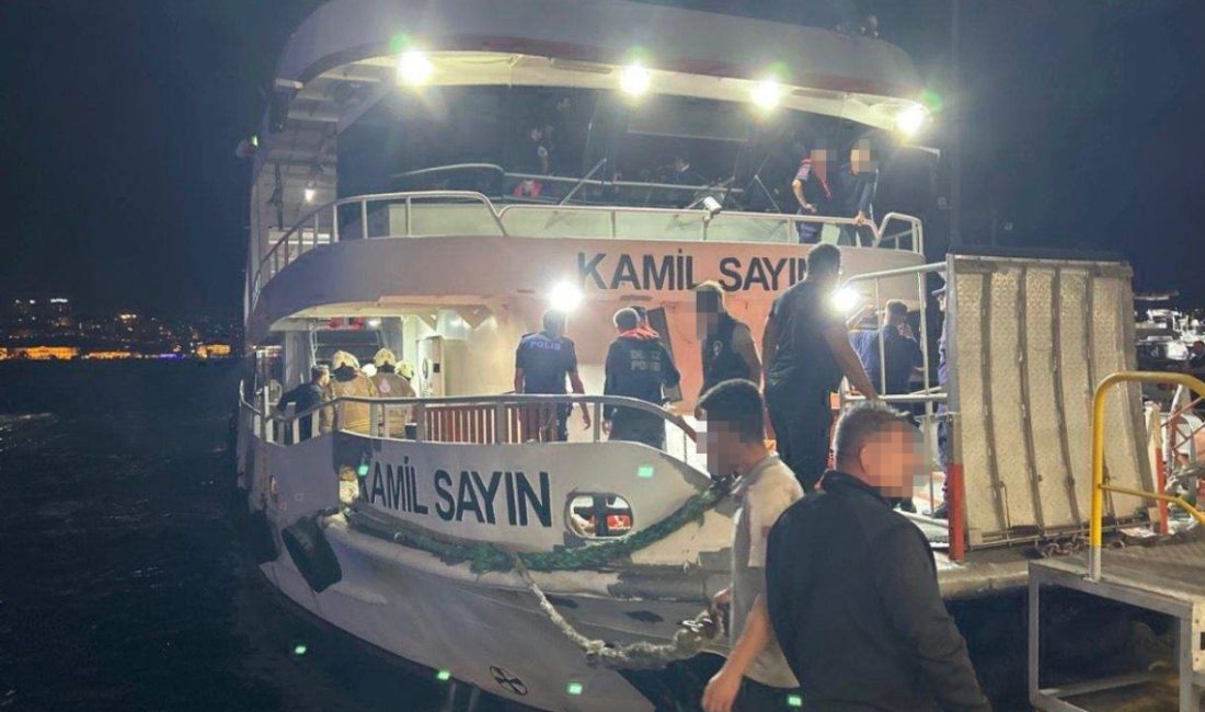 Üsküdar açıklarında akşam saatlerinde