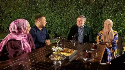 İzmir’de Gençler ve Öğrenci Hizmetlerine Yerel Galefelikler