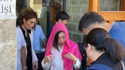 Japonya Altes Prensesi Mikasa, Balıklıgöl’de