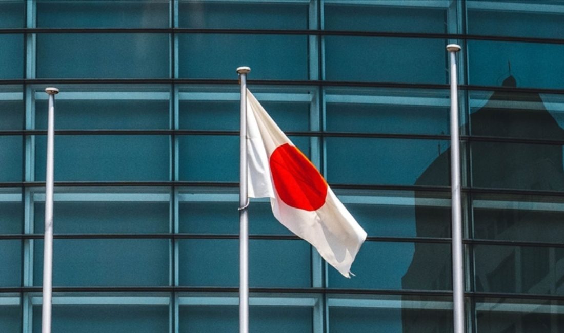 Japonya Dışişleri Bakanı İvaya