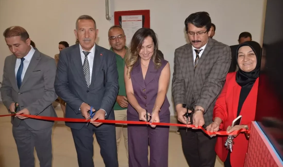 Kahramankazan'da öğretmenin kendi imkanlarıyla