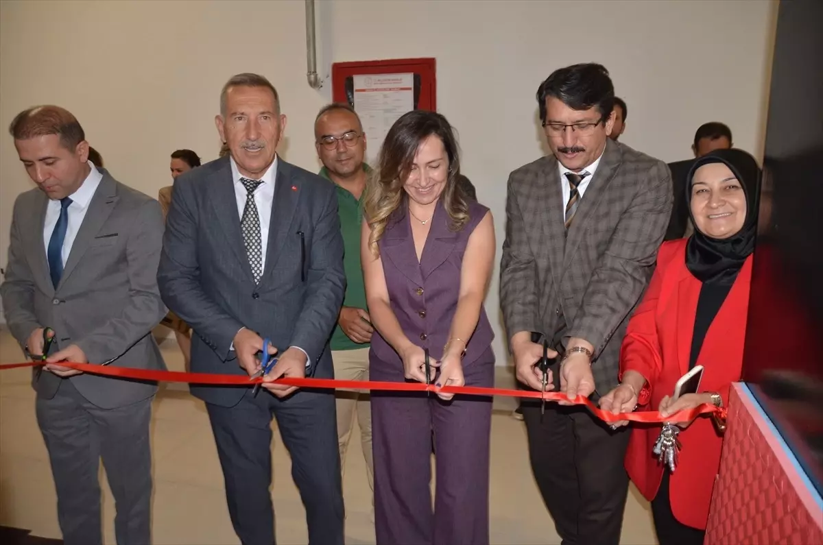 Kahramankazan’da Öğretmenin Kendi İmkanlarıyla Yaptırdığı Spor Atölyesi Açıldı