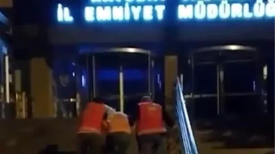 Kayseri Güven Timleri, Yaya Devriyesinde Kasıtlı Suçluyu Yakalayarak Gözaltına Aldı