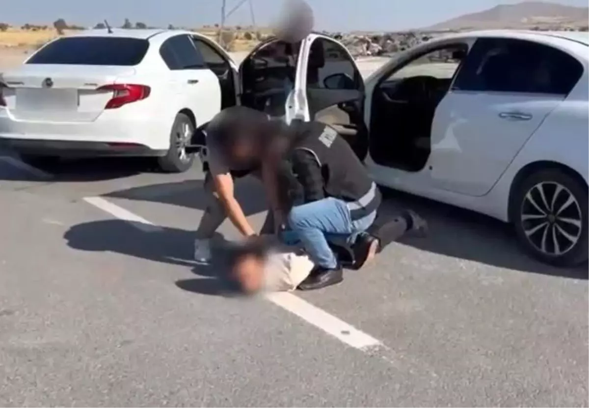 Kayseri’de Ruhsatsız Silah Operasyonu Başarısıyla Sonuçlandı