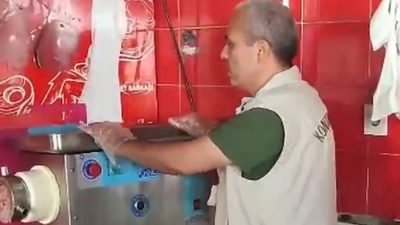 Kıyma makinesinde kapalı düzenek: Vatandaşa bozuk eti bu türlü yedirmişler