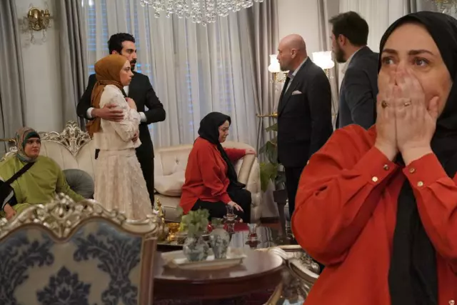 Setteki Tartışma ve İşbirliği İddiaları